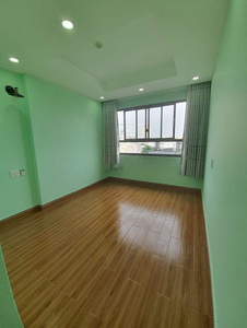  Căn hộ Wilton Tower tầng thấp tiện di chuyển, không có nội thất.