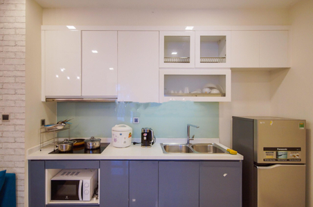 Căn hộ Vinhomes Central Park, Quận Bình Thạnh Căn hộ Vinhomes Central Park tầng 6 diện tích 51.2m2, đầy đủ nội thất.