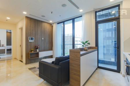 Phòng Khách Căn hộ Vinhomes Golden River tầng tháp, 2PN đầy đủ nội thất