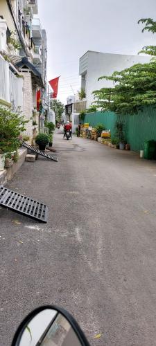 Đường trước nhà 1 trệt 2 lầu 1 sân thượng hẻm Huỳnh Tấn Phát, phường Phú Thuận, Quận 7 Bán nhà hẻm Huỳnh Tấn Phát diện tích 5x11m, pháp lý đầy đủ.