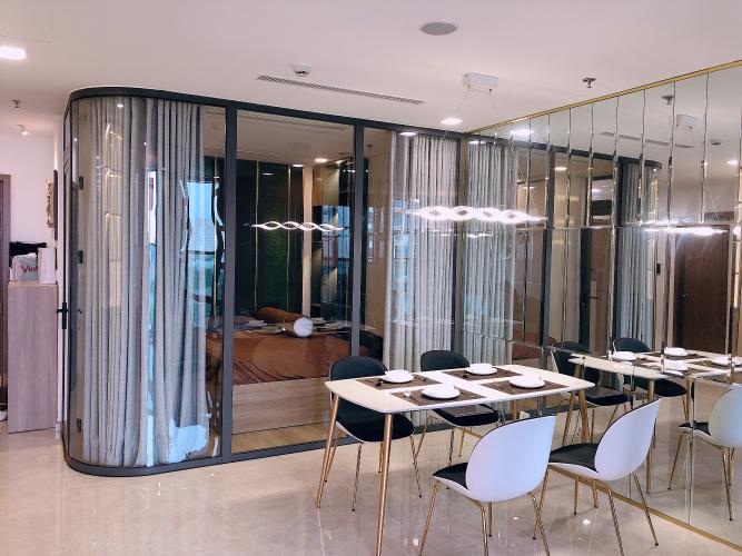 Phòng ăn Vinhomes Central Park Căn hộ Vinhomes Central Park, Landmark 81 tầng trung, đầy đủ nội thất