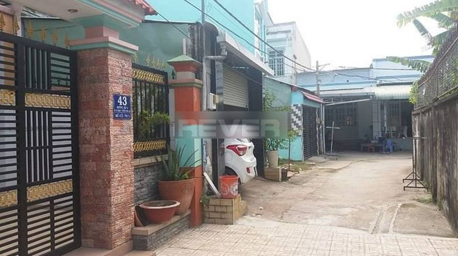 Nhà phố Quận 9 Nhà phố thiết kế 1 trệt, 2 lầu diện tích 90m2, không nội thất.