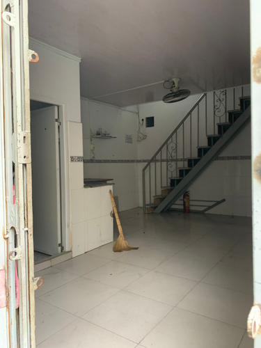 Nhà phố Quận 7 Nhà phố thiết kế 1 trệt, 1 lầu có 2 mặt tiền đường rộng rãi thông thoáng.