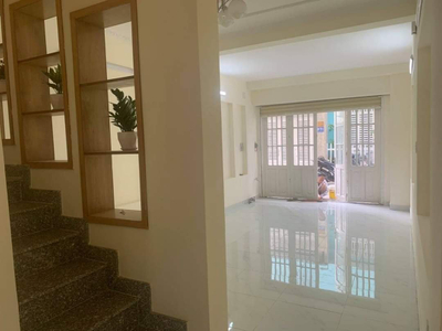 Nhà phố Quận Thủ Đức Nhà phố thiết kế 1 trệt, 2 lầu diện tích 56m2, cửa hướng Đông Nam thoáng mát.
