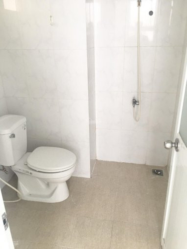 Căn hộ Sen Hồng, Quận Thủ Đức Căn hộ Sen Hồng tầng 21 thoáng mát, bàn giao đầy đủ nội thất.