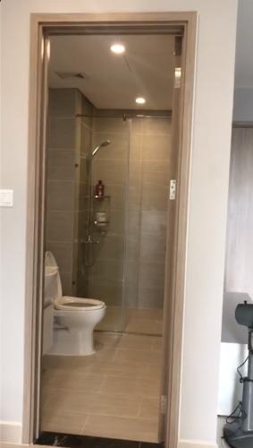 Toilet Vinhomes Grand Park Quận 9 Căn hộ Vinhomes Grand Park tầng cao, view Landmark 81.
