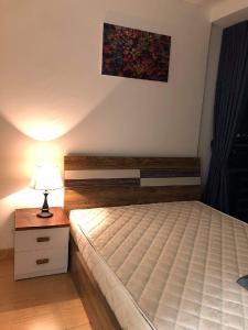 Không gian căn hộ Sunwah Pearl, Bình Thạnh Căn hộ Sunwah Pearl tầng cao view sông đón gió mát mẻ, đầy đủ nội thất.