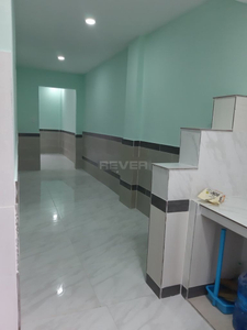 Nhà phố Quận Bình Tân Nhầ phố cấp 4 hẻm xe tải đường Ấp Chiến Lược, khu dân cư đông đúc.