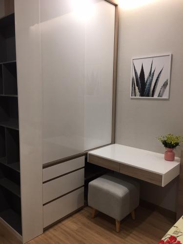 Căn hộ New City Thủ Thiêm, Quận 2 Căn hộ New City Thủ Thiêm tầng 10, đầy đủ nội thất và tiện ích.