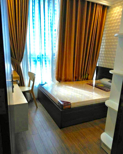 Căn hộ Vinhomes Central Park, Quận Bình Thạnh Căn hộ Vinhomes Centrla Park tầng 18 diện tích 76.8m2, đầy đủ nội thất.