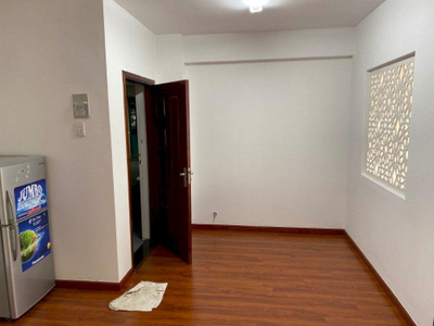 Căn hộ Chung cư Miếu Nổi, Quận Bình Thạnh Căn hộ Chung cư Miếu Nổi tầng 2 diện tích 65m2, nội thất cơ bản.