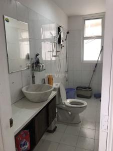 Căn hộ 4S Riverside Linh Đông Căn hộ 4S Riverside Linh Đông tầng thấp, ban công hướng Tây.