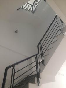 Bên trong nhà phố Quận 12 Nhà phố cửa chính hướng Đông Nam, diện tích nhà 104m2.