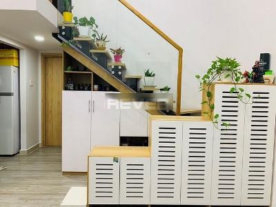 Không gian căn hộ La Astoria, Quận 2 Căn hộ tầng 10 La Astoria có 1 tầng lửng, nội thất cơ bản.