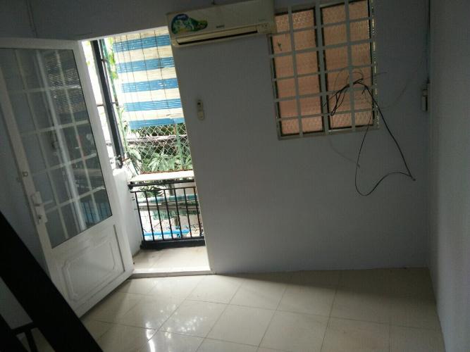 Phòng ngủ Bán nhà hẻm 2 tầng đường Tôn Đản, quận 4, diện tích đất 12.2m2, sổ hồng pháp lý đầy đủ, không nội thất.