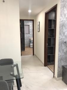 Lối đi Phú Mỹ Hưng Midtown Căn hộ Phú Mỹ Hưng Midtown nội thất hiện đại, view nội khu yên tĩnh.