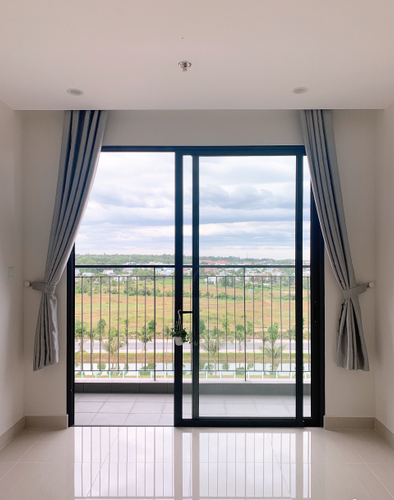 Căn hộ Vinhomes Grand Park, Quận 9 Căn hộ Vinhomes Grand Park tầng 8 nội thất cơ bản, cửa hướng Đông Nam.