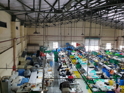 Nhà xưởng kho bãi Huyện Hóc Môn Nhà xưởng kho bãi diện tích 1400m2, xe Container vào tận nơi.