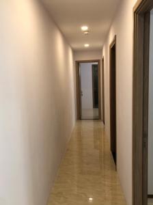 lối đi Cho thuê căn hộ Saigon South Residence 3PN, tầng thấp, DT 100m2, đầy đủ nội thất