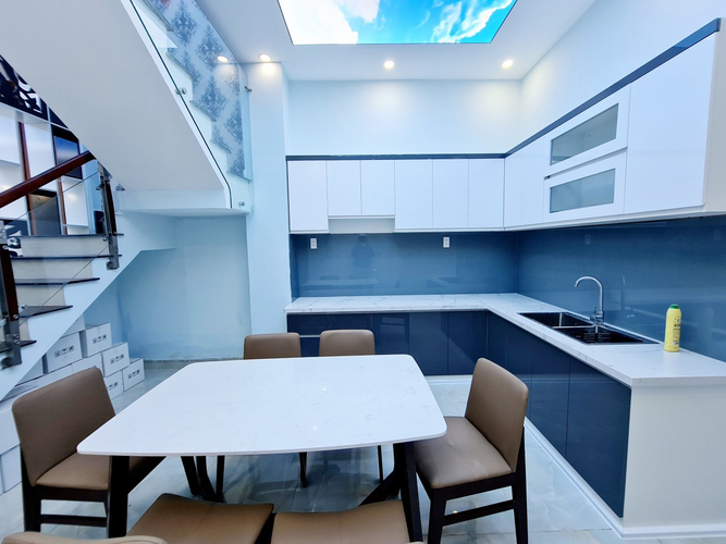Nhà phố Huyện Nhà Bè Nhà phố KDC Sài Gòn Mới diện tích 52m2, bàn giao nội thất cơ bản.