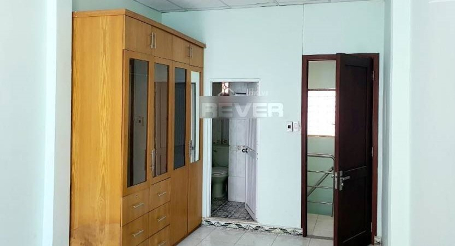 Nhà phố Quận Phú Nhuận Nhà phố thiết kế 1 trệt, 1 lầu và 1 lửng diện tích 56m2, không có nội thất.