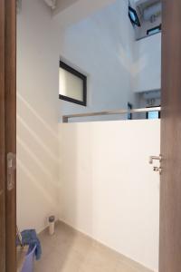 One Verandah Quận 2 Căn hộ One Verandah tầng trung, bàn giao không có nội thất.