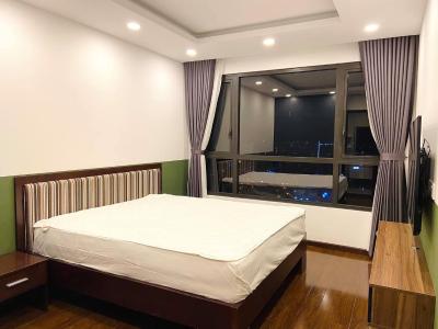 phòng ngủ căn hộ riviera point Căn hộ Riviera Point tầng cao, đón view sông thoáng mát.