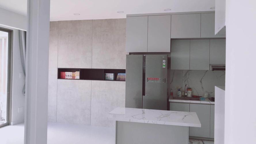 bếp căn hộ Saigon South Residence Căn hộ tầng cao Saigon South Residence đầy đủ nội thất hiện đại.