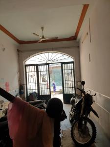 Không gian nhà phố Quận 7 Nhà phố hướng Đông Nam đường Gò Ô Môi 3 tầng, nội thất cơ bản.