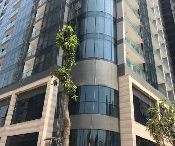 Mặt tiền Vinhomes Golden River, Quận 1 Shophouse Vinhomes Golden River hướng Tây Nam, nội thất cơ bản.