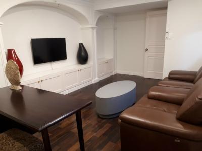 Căn hộ Duplex Vista Verde, quận 2 Duplex Vista Verde căn góc hương Đông Nam, nội thất nhập khẩu 5 sao