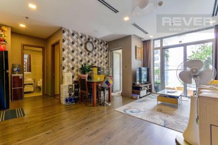 Phòng khách căn hộ VINHOMES CENTRAL PARK Căn hộ Vinhomes Central Park hướng ban công tây nam đầy đủ nội thất diện tích 80m²