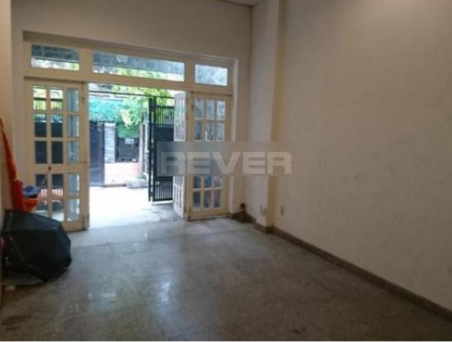  Nhà phố kết cấu 1 trệt 3 lầu, hẻm xe hơi rộng rãi khu dân cư đông đúc.