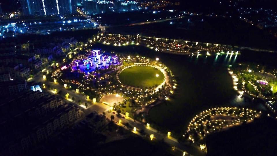 Tiện ích Vinhomes Grand Park, Quận 9 Shophouse The Manhattan- Vinhomes Grand Park, bàn giao thô không nội thất.