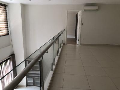 Tầng lửng căn hộ Duplex Masteri Thảo Điền, Quận 2 Căn hộ Duplex Masteri Thảo Điền nội thất cơ bản, ban công thoáng rộng