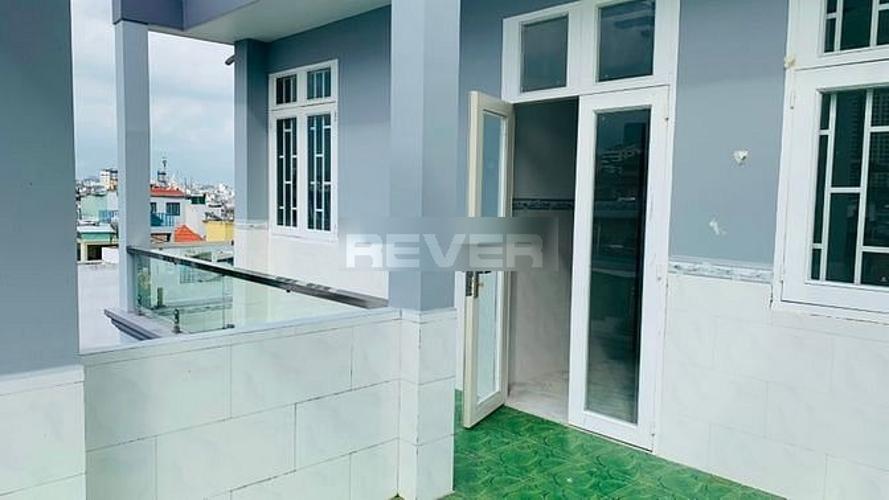 Nhà phố Quận 4 Nhà phố mặt tiền đường số 4, thiết kế 1 trệt 1 lửng 3 lầu view Bitexco.