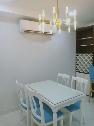 căn hộ Saigon South Residence  Căn hộ tầng cao Saigon South Residence, view nội khu thoáng đãng