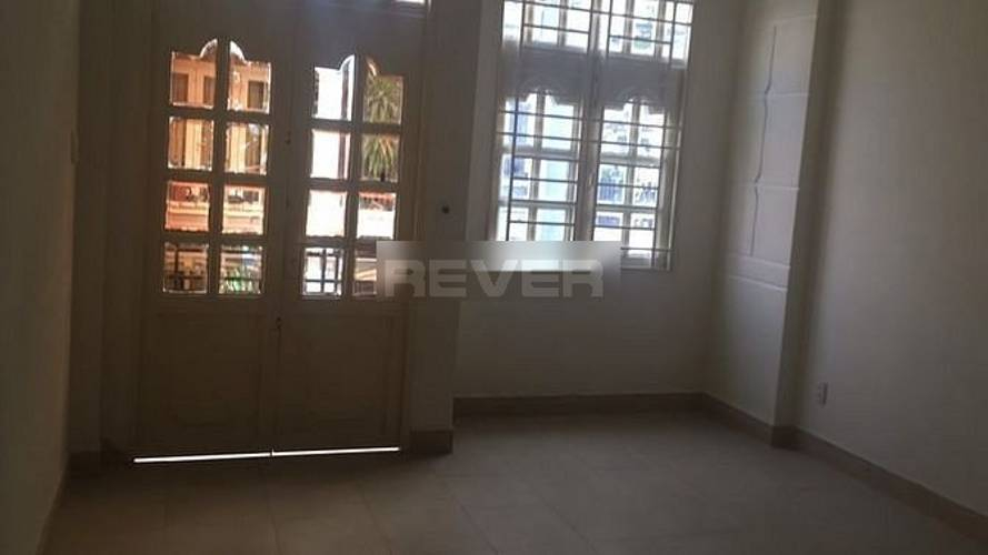 Nhà phố Quận Tân Bình Nhà phố mới sửa kết cấu 1 trệt, 2 lầu kiên cố, khu dân cư hiện hữu.