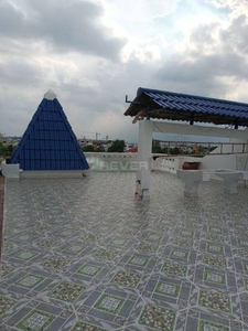 Nhà phố Quận Thủ Đức Nhà phố thiết kế 1 trệt, 2 lầu và sân thượng, khu vực dân cư sầm uất.