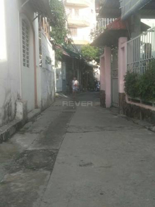 Đường trước nhà phố Quận 12 Nhà phố thiết kế 1 trệt và 1 lầu cửa hướng Tây Nam, khu đầy đủ tiện ích.