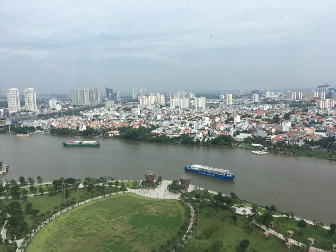 View Vinhomes Central Park Căn hộ Vinhomes Central Park tầng cao mát mẻ, đầy đủ nội thất.