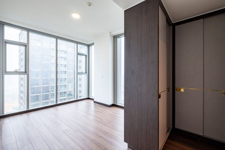  Căn hộ có 3 phòng ngủ Empire City tầng 26, bàn giao nội thất cơ bản.