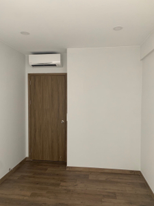 phòng ngủ căn hộ Sky89 Căn hộ Sky 89 An Gia cửa hướng Đông, ban công nắng và gió thoáng mát.