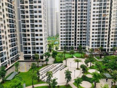 View căn hộ Vinhomes Grand Park Căn hộ Vinhomes Grand Park tầng thấp, nội thất cơ bản.