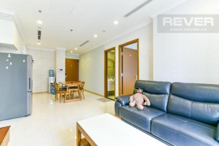 Phòng khách căn hộ VINHOMES CENTRAL PARK Căn hộ Vinhomes Central Park hướng ban công tây nam đầy đủ nội thất diện tích 54m²