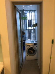 Căn hộ Vinhomes Central Park, Quận Bình Thạnh Căn hộ Vinhomes Central Park tầng 31 diện tích 116m2, đầy đủ nội thất.