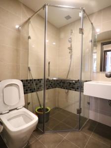 Phòng tắm căn hộ The Tresor Căn hộ tầng cao The Tresor nội thất đầy đủ view thành phố thoáng mát.