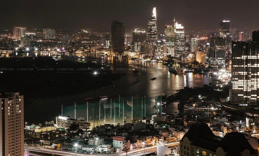 View căn hộ Vinhomes Central Park, Quận Bình Thạnh Căn hộ hạng sang Vinhomes Central Park tầng 48, view thành phố sầm uất.