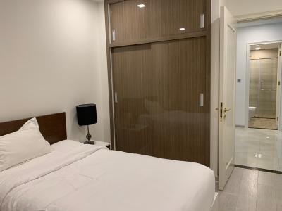 phòng ngủ Căn hộ Vinhomes Golden River, đầy đủ nội thất, tầng cao