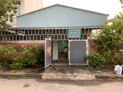 Mặt bằng kinh doanh Quận Thủ Đức Mặt bằng kinh doanh diện tích 200m2, khu dân cư đông đúc.